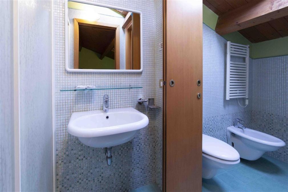 リミニ Residenza Melucciアパートホテル エクステリア 写真