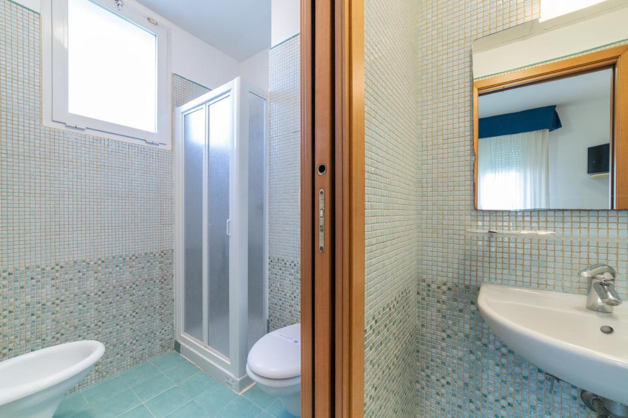 リミニ Residenza Melucciアパートホテル エクステリア 写真
